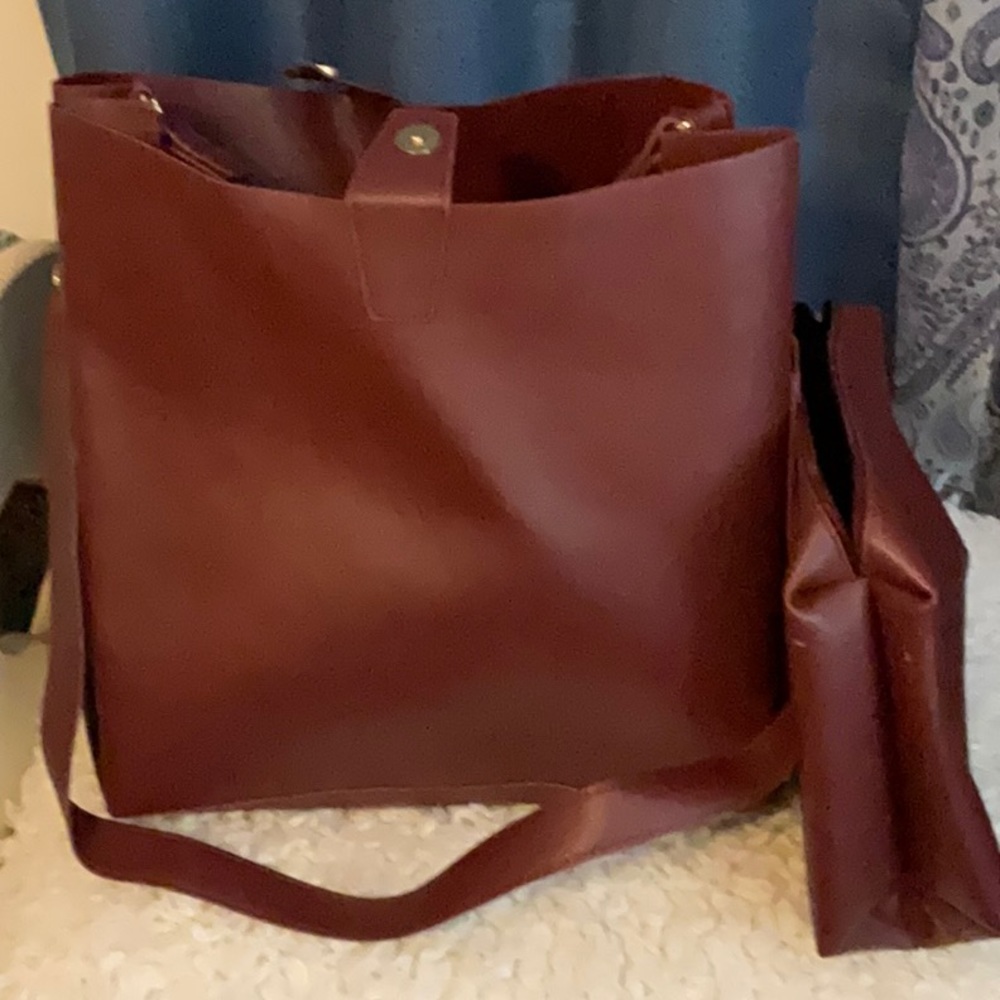 Pretty burgundy purse